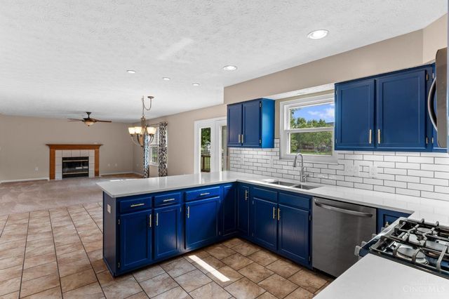 5525 Scarlet Maple Court, Miami Twp, OH 45150
