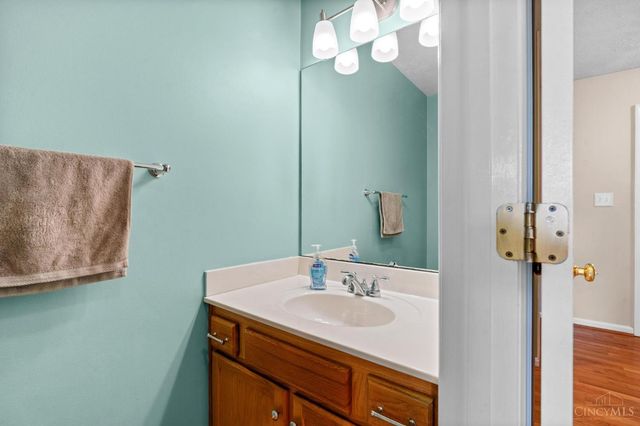 5525 Scarlet Maple Court, Miami Twp, OH 45150