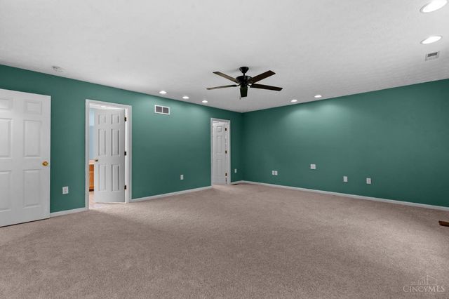 5525 Scarlet Maple Court, Miami Twp, OH 45150
