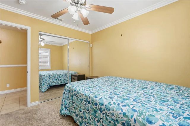 6031 S Van Ness, Los Angeles, CA 90047