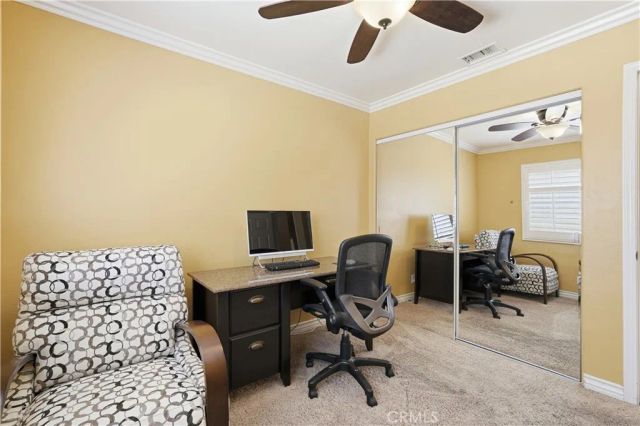 6031 S Van Ness, Los Angeles, CA 90047