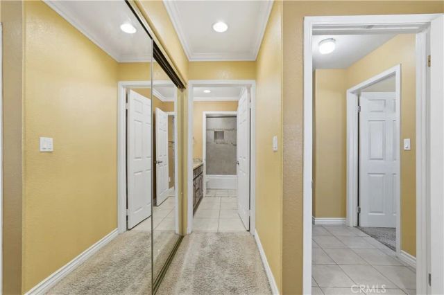 6031 S Van Ness, Los Angeles, CA 90047