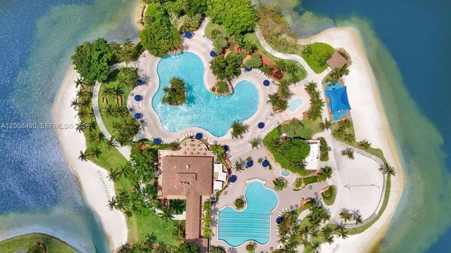10750 NW 66th St 203, Doral, FL 33178