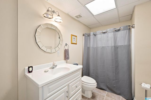 1005 WOODLANDS COVE, Helena, AL 35080