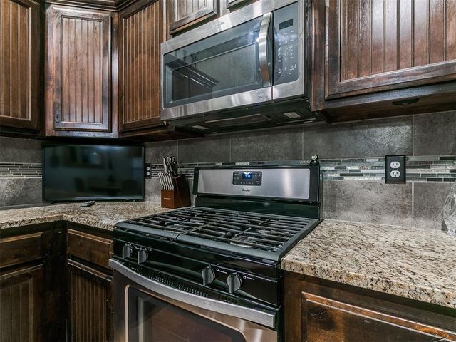 11105 NW 8th Street, Yukon, OK 73099