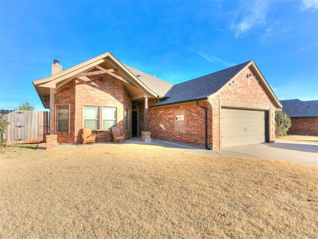 11105 NW 8th Street, Yukon, OK 73099