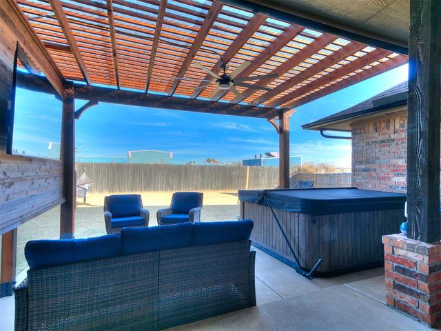 11105 NW 8th Street, Yukon, OK 73099