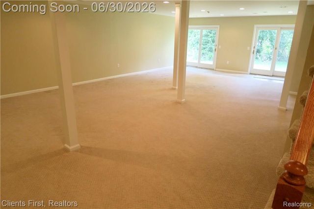 7233 OAKWOOD Drive, West Bloomfield Charter Township, MI 48322