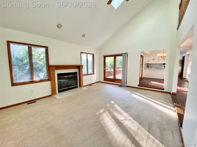 7233 OAKWOOD Drive, West Bloomfield Charter Township, MI 48322