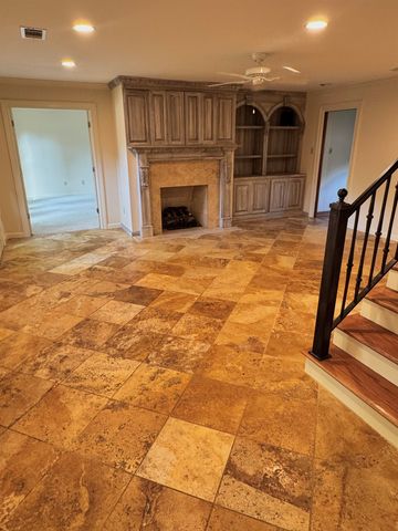 947 ROLLING OAKS LN, Collierville, TN 38017