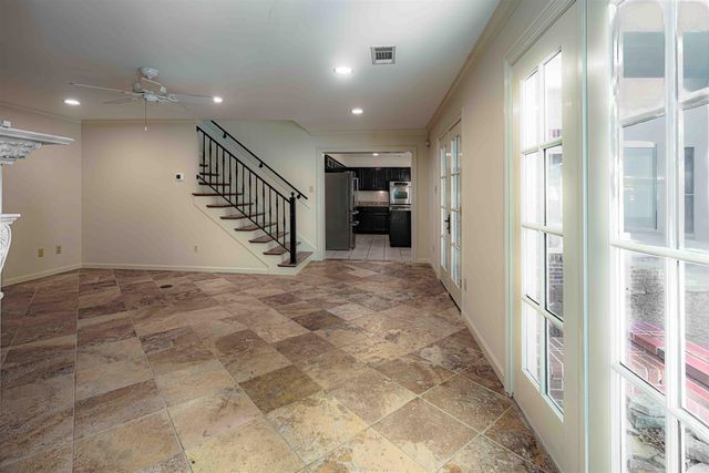 947 ROLLING OAKS LN, Collierville, TN 38017