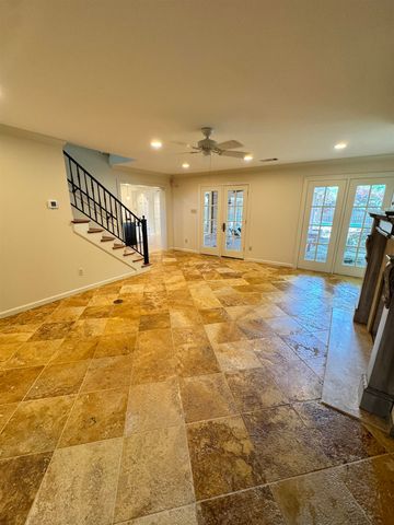 947 ROLLING OAKS LN, Collierville, TN 38017