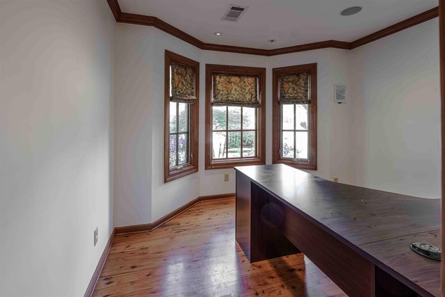 947 ROLLING OAKS LN, Collierville, TN 38017