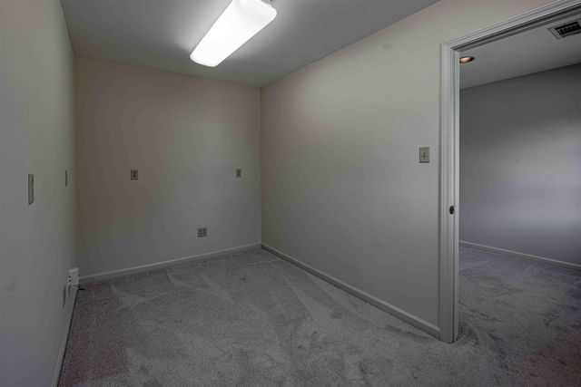 947 ROLLING OAKS LN, Collierville, TN 38017