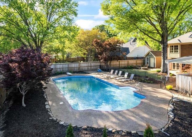 947 ROLLING OAKS LN, Collierville, TN 38017