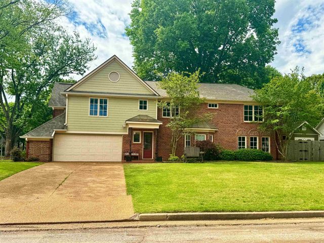 947 ROLLING OAKS LN, Collierville, TN 38017