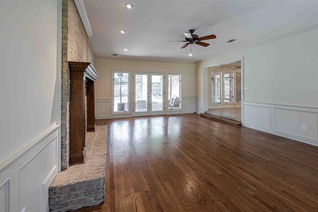 947 ROLLING OAKS LN, Collierville, TN 38017