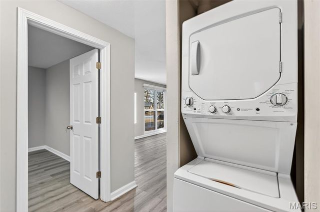 19 Marquette Drive, Florissant, MO 63031