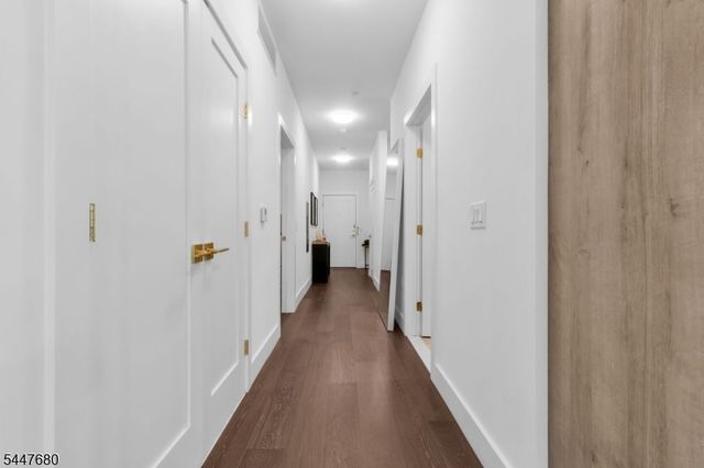 386 5Th St 204, Jersey City, NJ 07302