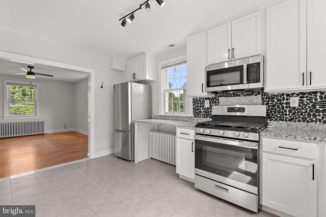1429 FRONT AVE, Lutherville Timonium, MD 21093