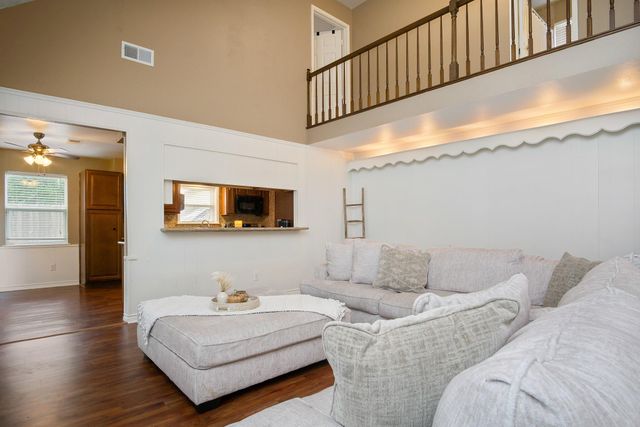 706 Yale Lane, Deer Park, TX 77536