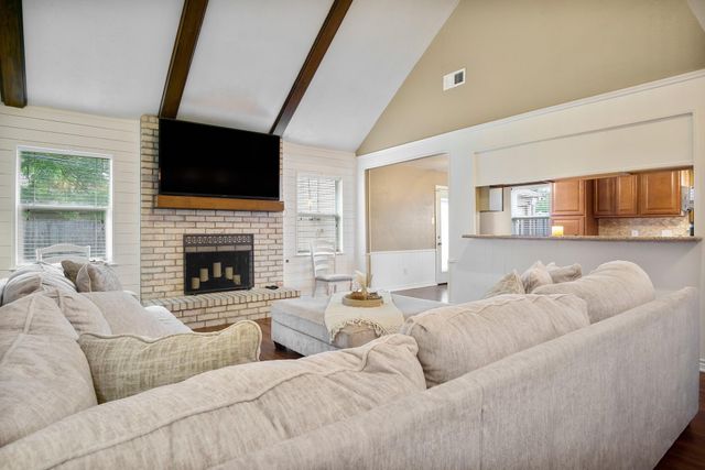 706 Yale Lane, Deer Park, TX 77536