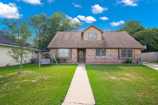 706 Yale Lane, Deer Park, TX 77536