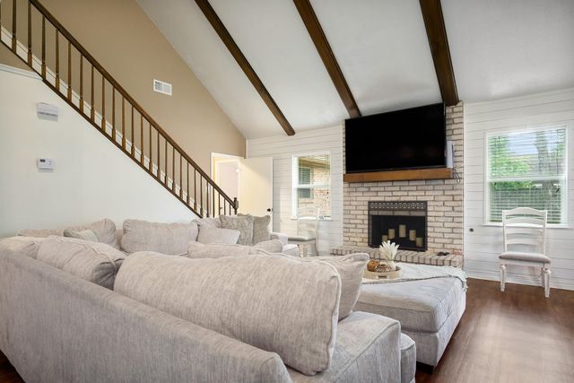 706 Yale Lane, Deer Park, TX 77536