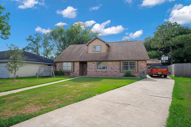 706 Yale Lane, Deer Park, TX 77536