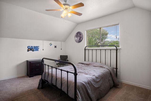 706 Yale Lane, Deer Park, TX 77536