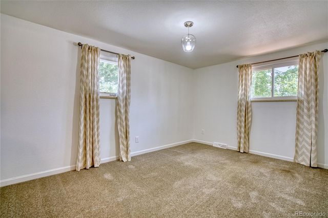 1403 Sanborn Place, Longmont, CO 80501