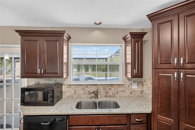 692 SE 41ST STREET, Keystone Heights, FL 32656