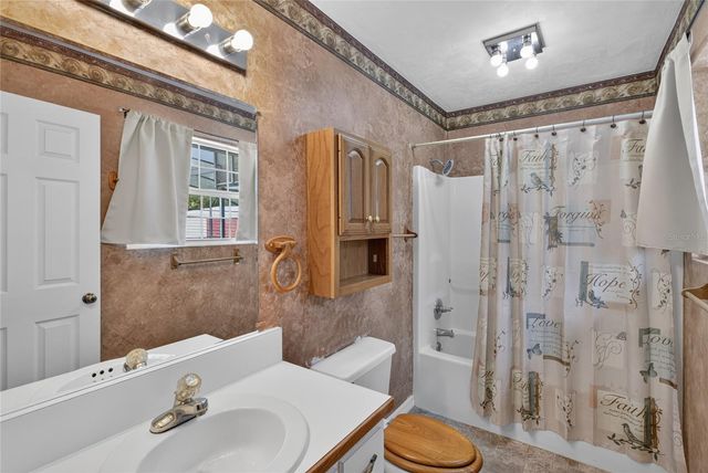 692 SE 41ST STREET, Keystone Heights, FL 32656