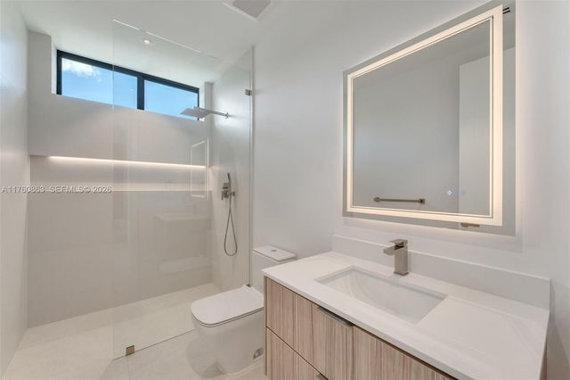 5921 SW 84th Street, South Miami, FL 33143