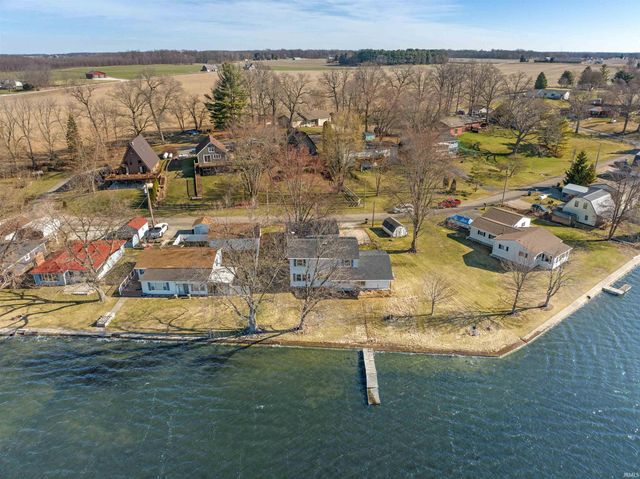 7480 E 625 S, Wolcottville, IN 46795