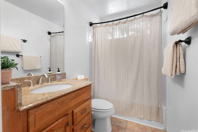 91-1072 Paaoloulu Way, Kapolei, HI 96707