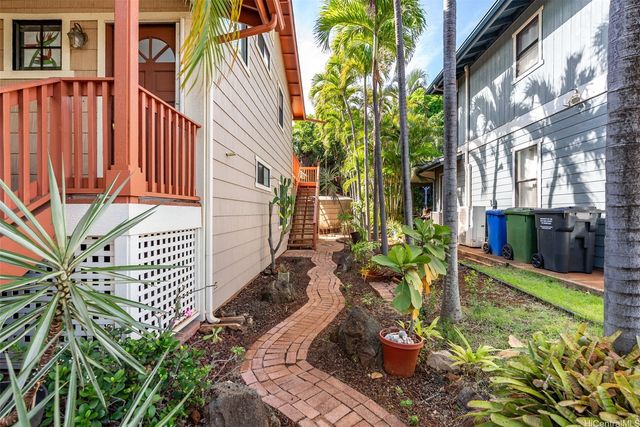 91-1072 Paaoloulu Way, Kapolei, HI 96707
