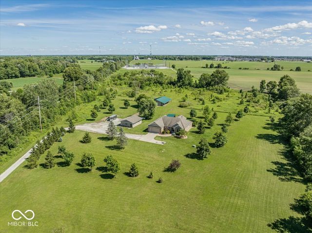 603 W 216th Street, Sheridan, IN 46069