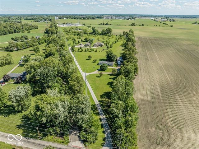603 W 216th Street, Sheridan, IN 46069