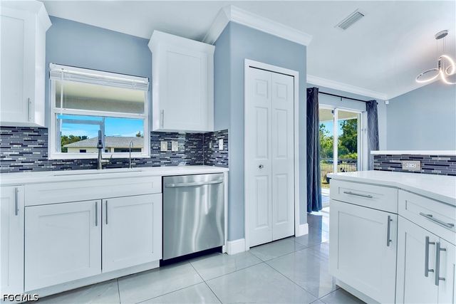 3414 40th ST SW, Lehigh Acres, FL 33976