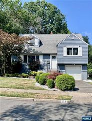 125 Garden Street, Teaneck, NJ 07666