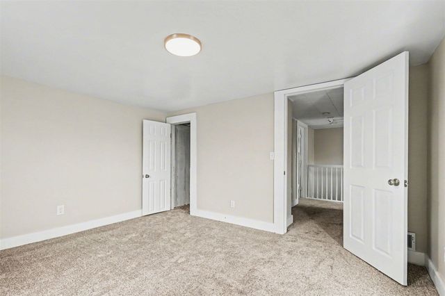 905 N Sycamore Street, Lansing, MI 48906