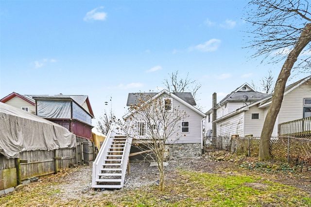 905 N Sycamore Street, Lansing, MI 48906