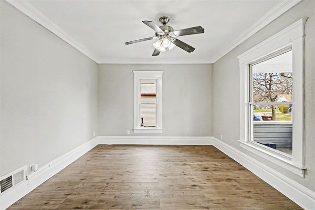 905 N Sycamore Street, Lansing, MI 48906