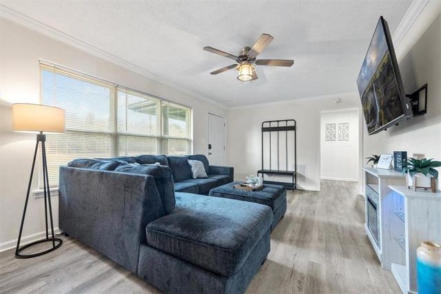 4281 Hiram Lithia Springs Road SW, Powder Springs, GA 30127