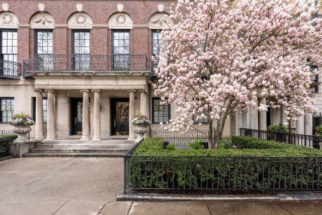 413-415 Commonwealth Ave 5, Boston, MA 02215