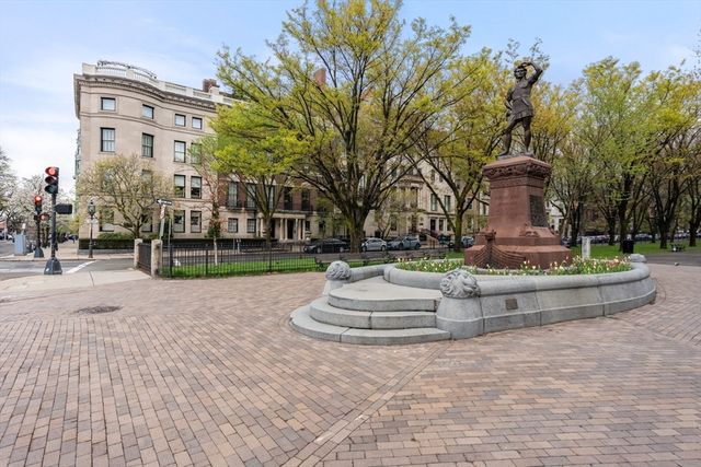 413-415 Commonwealth Ave 5, Boston, MA 02215