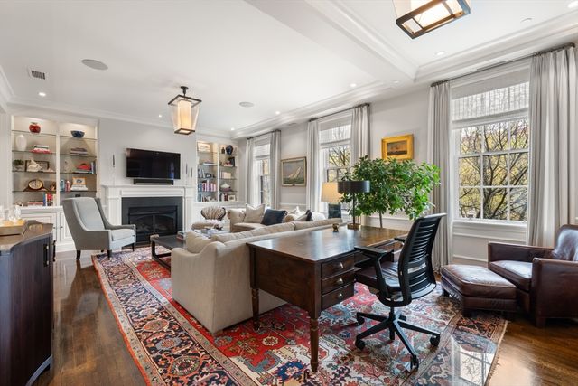 413-415 Commonwealth Ave 5, Boston, MA 02215
