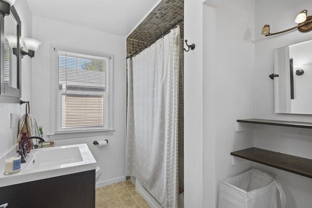 3735 14th AVENUE, Kenosha, WI 53140