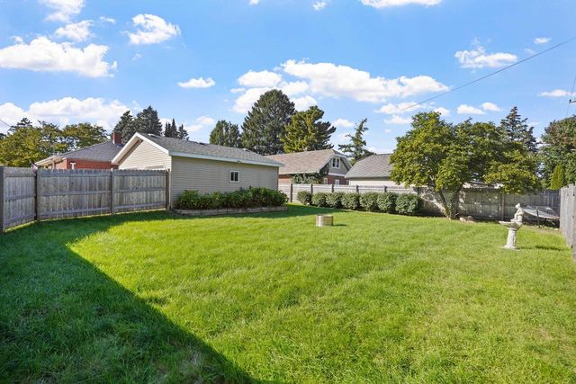 3735 14th AVENUE, Kenosha, WI 53140